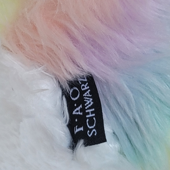 FAO Schwarz Unicorn Rainbow Colors LED Glow Lights and Sound Stuffed Plush Toy - Picture 15 of 17